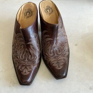 Embroidered Brown Leather Slip-On Mules